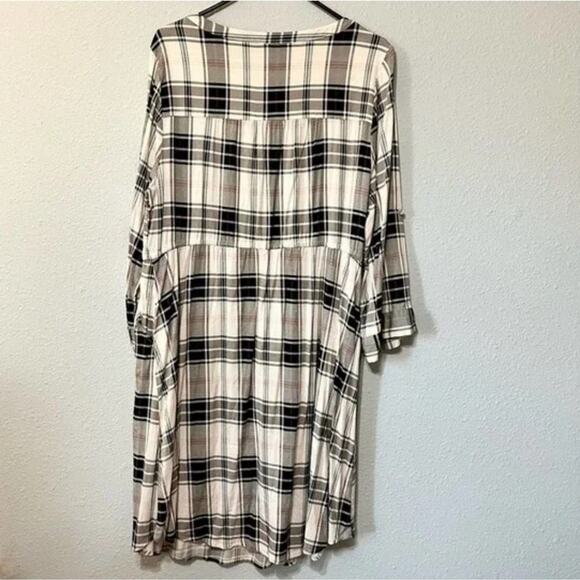 Torrid Mini Challis Zip Front Shirt Dress White Black Pink & Green Plaid 2X - Picture 3 of 8